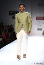 Model walk the ramp for Virtues Show at Wills Lifestyle India Fashion Week 2012 day 5 on 10th Oct 2012 (226).JPG